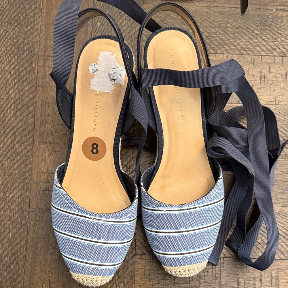 NWOT - Tommy Hilfiger Women's Navy and White Espadrilles